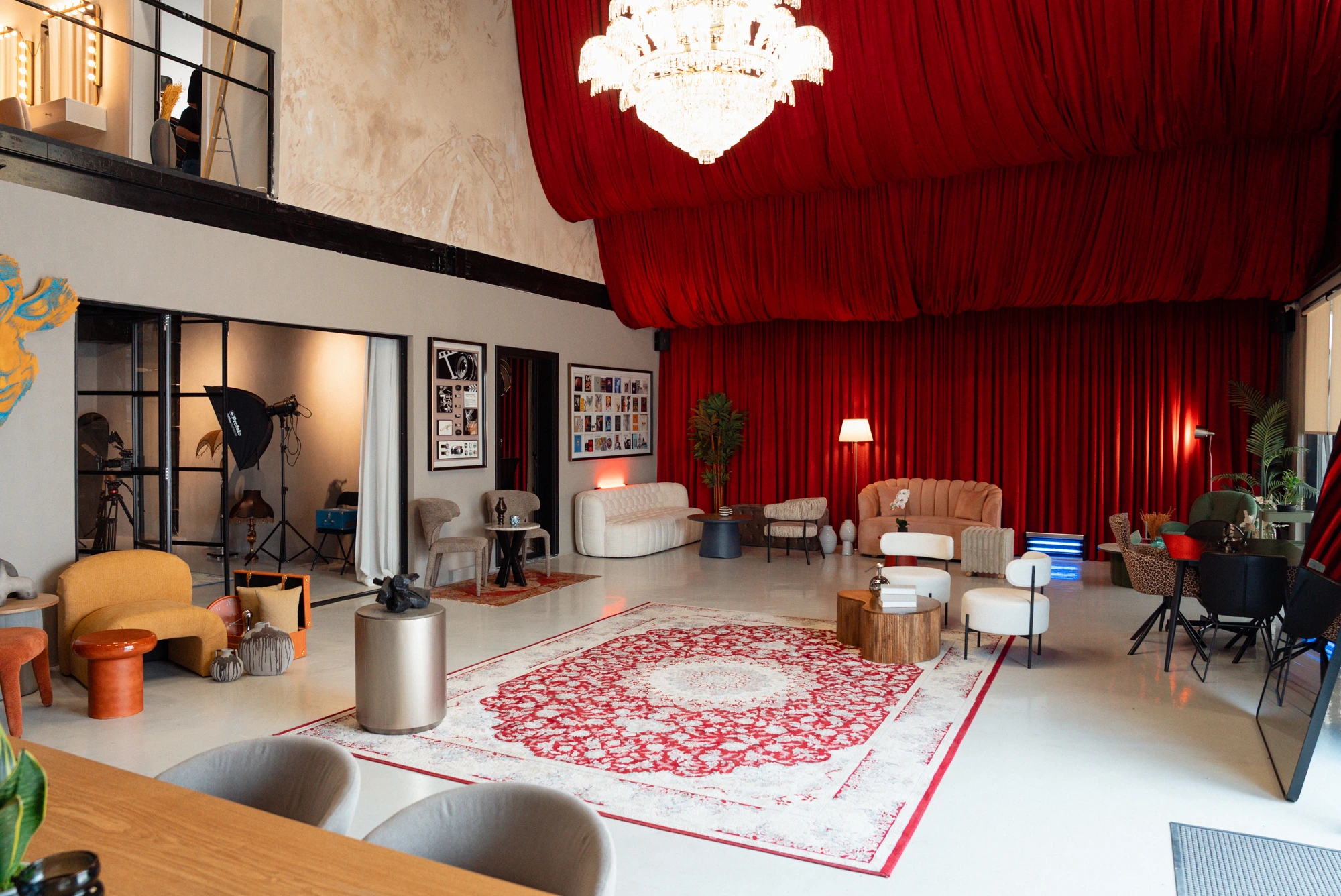 Velvet Studio in Dubai