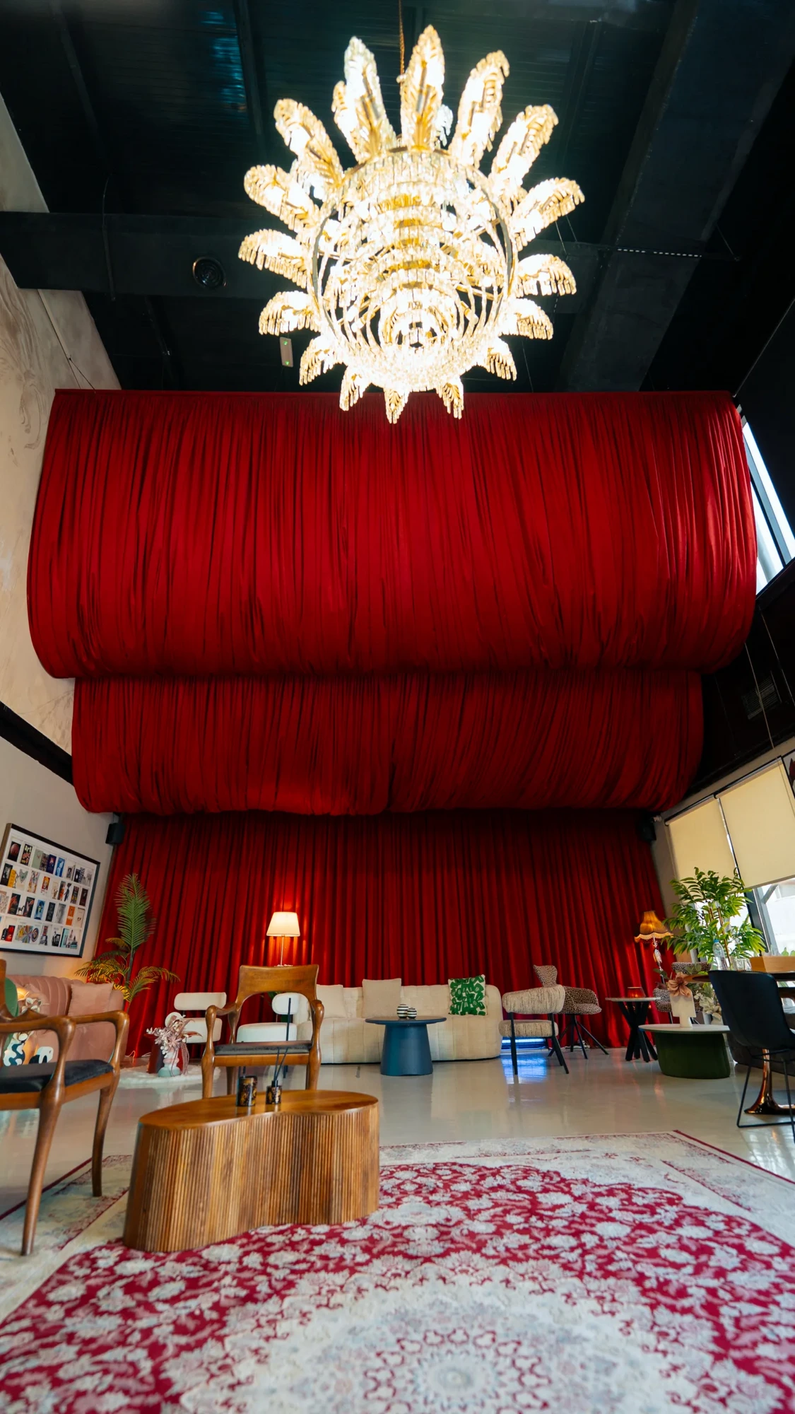 Velvet Studio 4